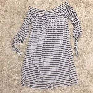 Off shoulder summer dress